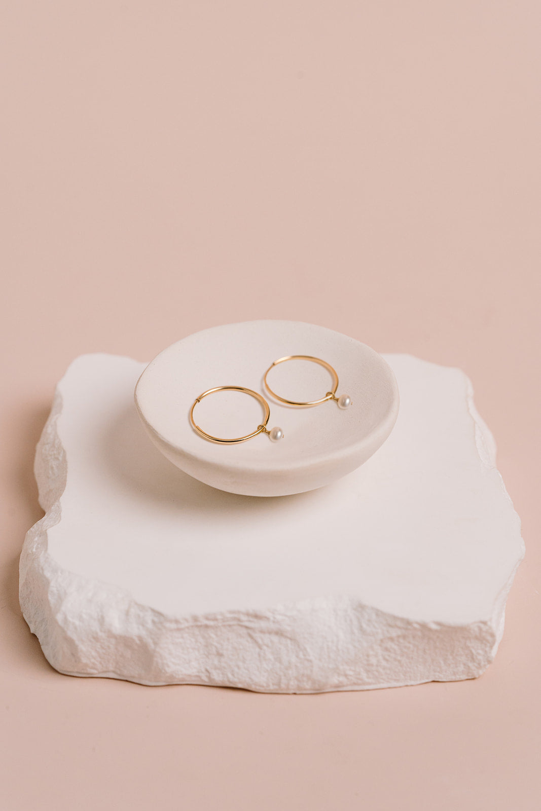 Pearl Endless Hoops